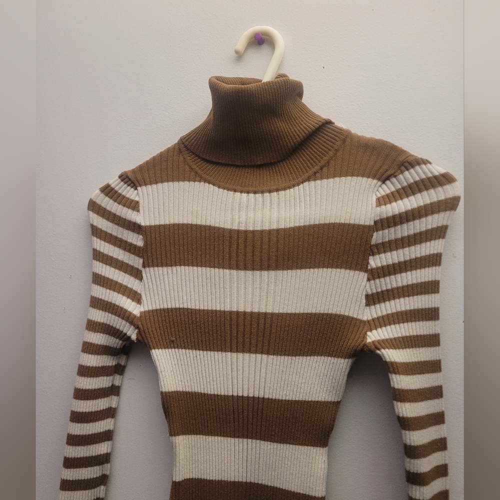 Yoki Brown and Cream Cowl Turtleneck Sweater